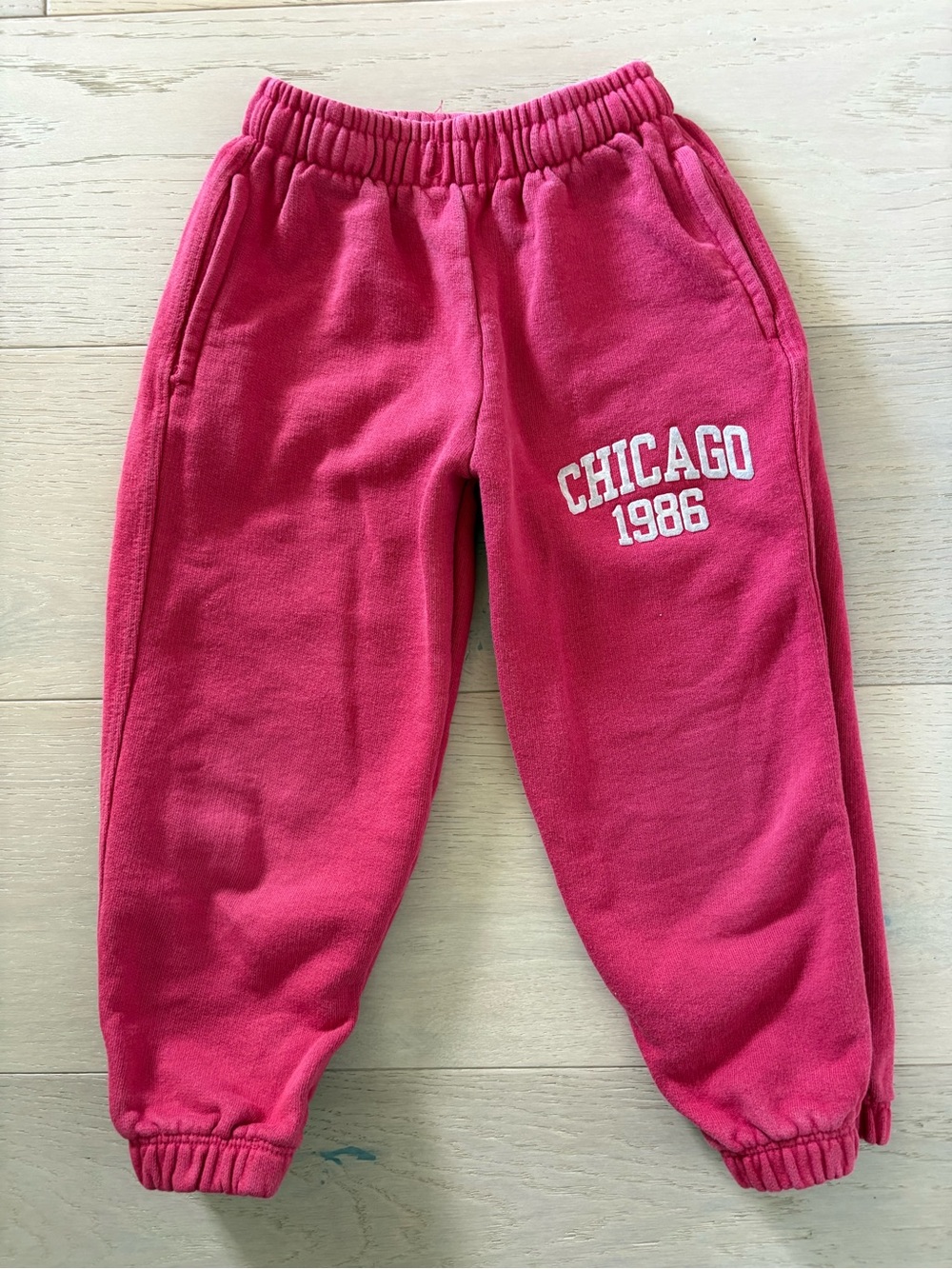 Zara boys red 'Chicago 1986'  Jogger Pants